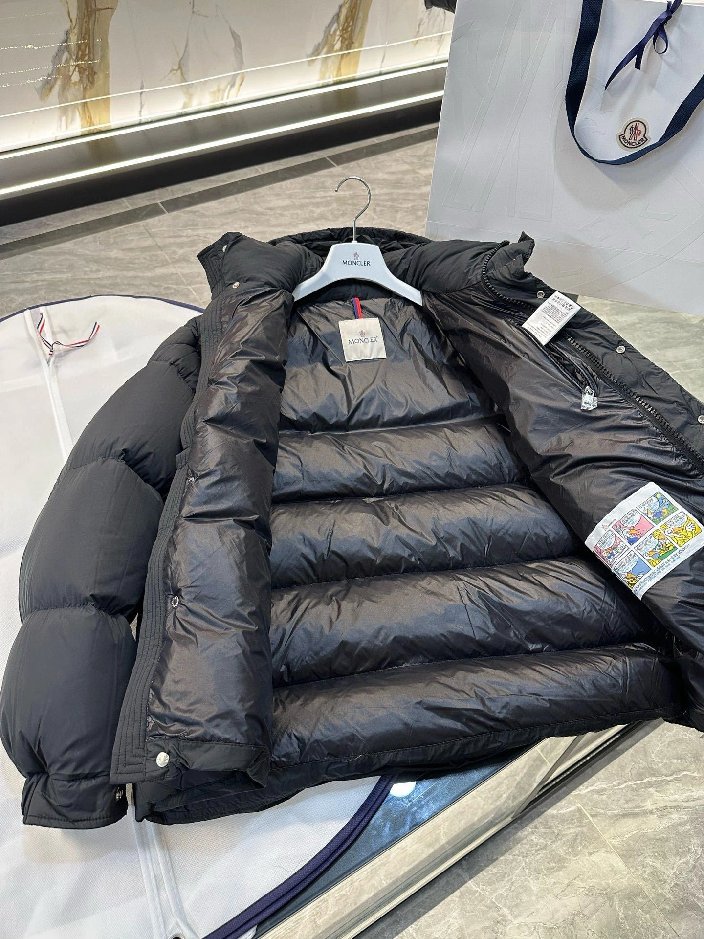 wg.luxury- 7o9385r Vezere Maya down jacket oversized item:D-F365I0701